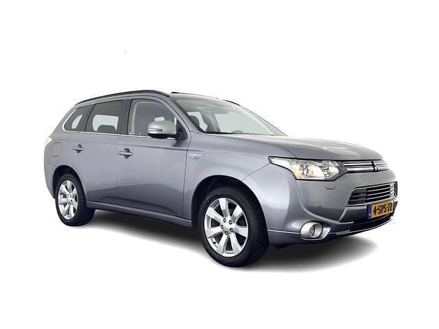 Grijs Gebruikt 2013 Mitsubishi Outlander Instyle SUV | € 8.445 (Eerlijke prijs) - Afbeelding 1/4