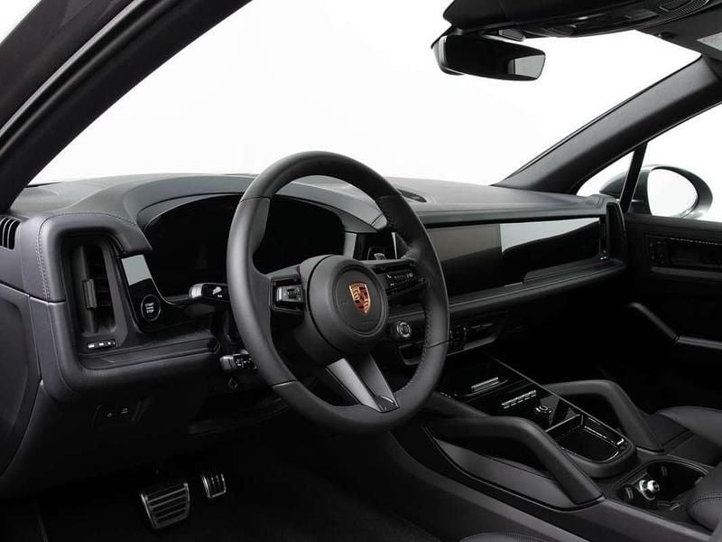 Nieuw Porsche Cayenne Black Edition 470 PK (345 kW) 2025 Grijs SUV
