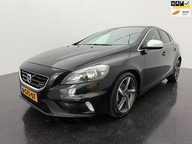 Zwart Gebruikt 2013 Volvo V40 R-Design Stationwagen | € 4.995 - Afbeelding 1/4