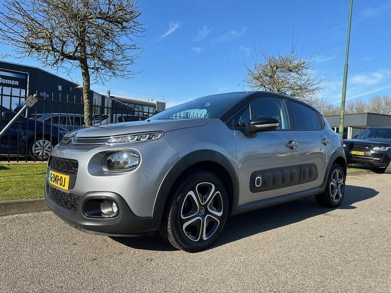 Grijs, metallic lak Occasion 2019 Citroën C3 Feel Hatchback | € 9.945 (Eerlijke prijs) - Afbeelding 1/4