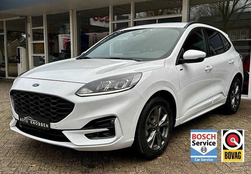 Wit Occasion 2023 Ford Kuga ST-Line SUV | € 19.950 (Goede deal) - Afbeelding 1/4