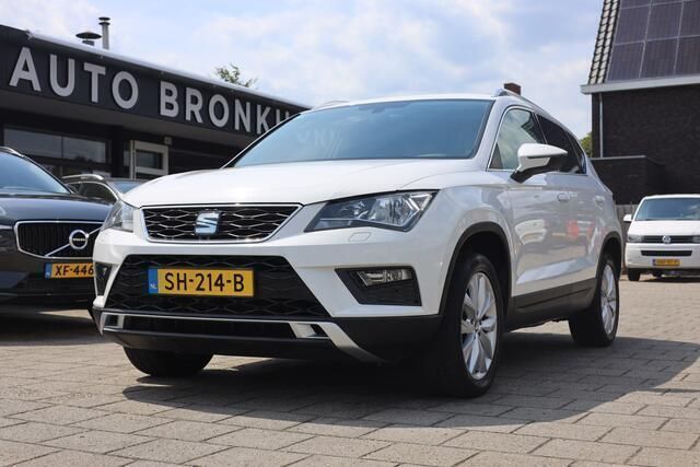 Wit Gebruikt 2017 Seat Ateca Style SUV | € 14.950 (Goede deal) - Afbeelding 1/4