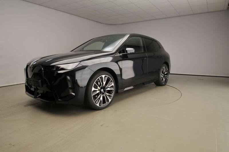 Zwart Nieuw 2025 BMW iX Comfort Edition SUV | € 113.198 - Afbeelding 1/4