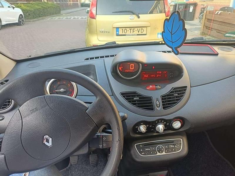 Zwart Gebruikt 2011 Renault Twingo Collection Hatchback | € 3.500 - Afbeelding 1/4