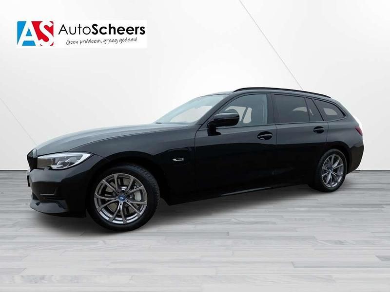 Occasion BMW 330e 184 PK (135 kW) 2022 Zwart Stationwagen