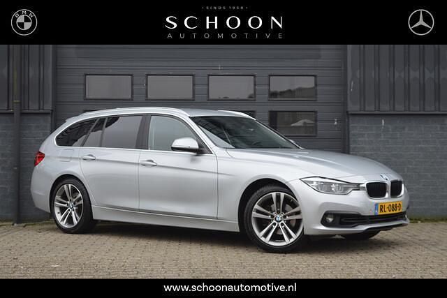 Occasion BMW 318 Executive 136 PK (100 kW) 2018 Grijs Stationwagen