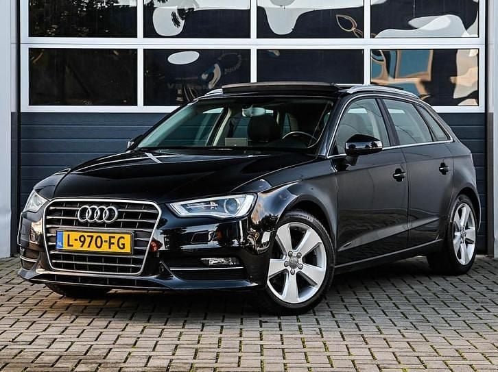 Zwart Occasion 2013 Audi A3 Ambition Hatchback | € 9.950 (Eerlijke prijs) - Afbeelding 1/4