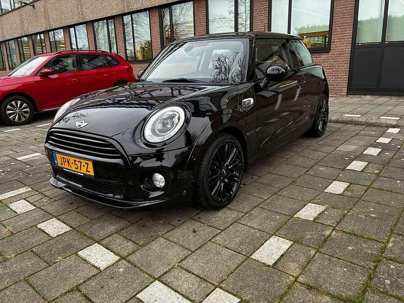 Zwart Gebruikt 2018 Mini Cooper D Hatchback | € 16.000 - Afbeelding 1/4