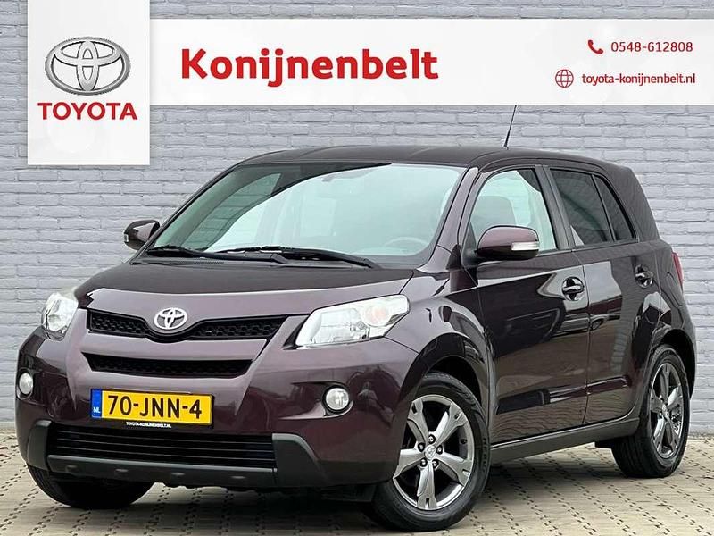 Paars Occasion 2009 Toyota Urban Cruiser SUV | € 9.995 (Duur) - Afbeelding 1/4