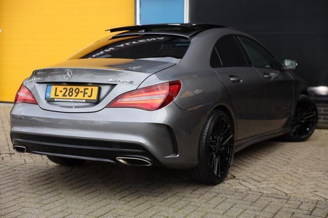 Occasion Mercedes CLA200 AMG line 156 PK (114 kW) 2018 Grijs, metallic lak Sedan