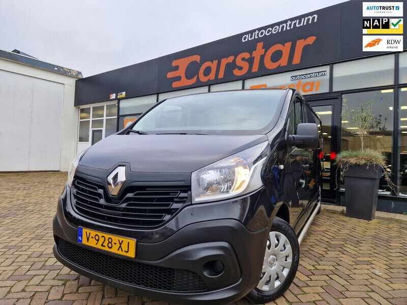 Zwart Gebruikt 2019 Renault Trafic Komfort Van | € 14.950 (Duur) - Afbeelding 1/4