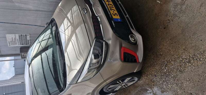 Bruin Gebruikt 2019 Kia Picanto X-Line Hatchback | € 13.000 (Eerlijke prijs) - Afbeelding 1/4