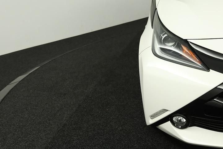 Occasion Toyota Aygo X-wave 69 PK (50 kW) 2016 Wit Hatchback