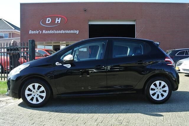 Occasion Peugeot 208 68 PK (50 kW) 2014 Zwart Hatchback