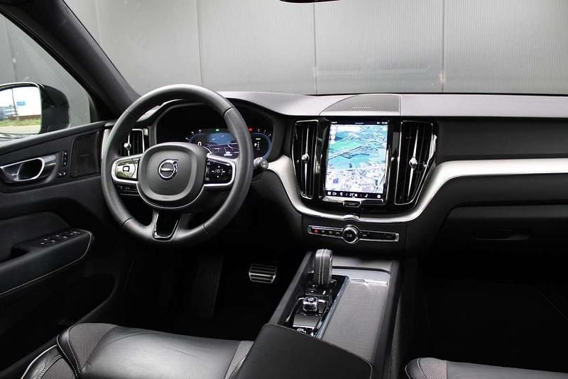 Occasion Volvo XC60 Plus 349 PK (256 kW) 2025 Grijs SUV