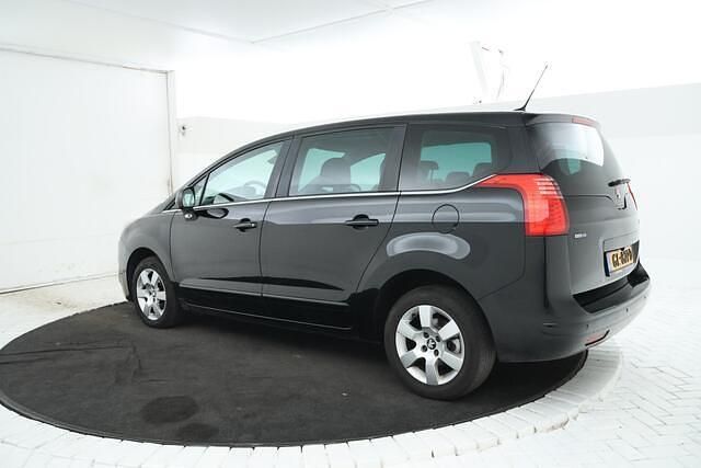 Occasion Peugeot 5008 120 PK (88 kW) 2015 Zwart MPV