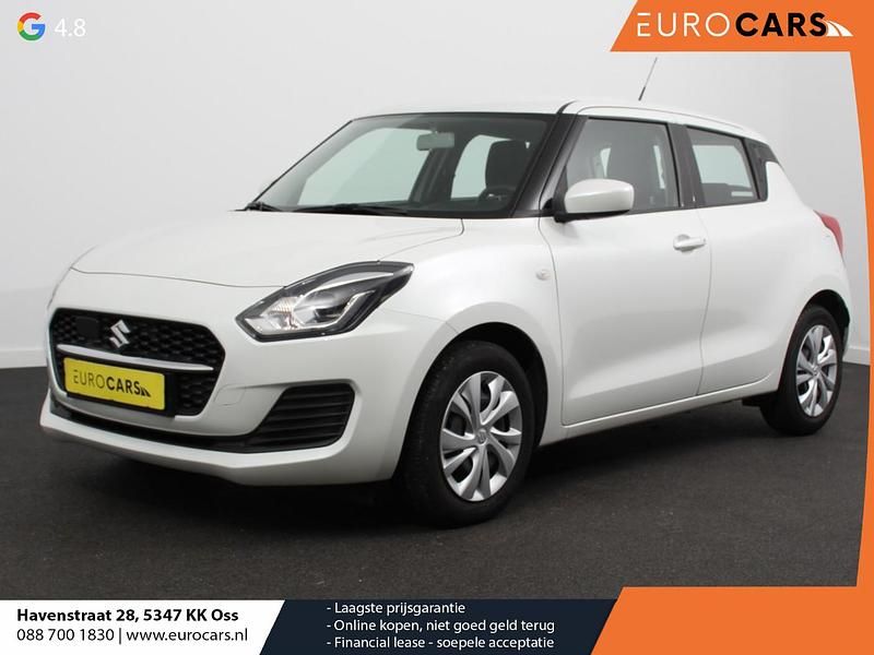Wit Occasion 2021 Suzuki Swift Club Hatchback | € 13.490 (Goede deal) - Afbeelding 1/4