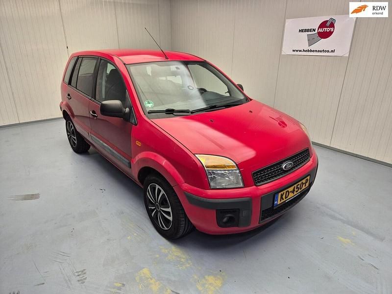 Occasion Ford Fusion Style 80 PK (58 kW) 2011 Rood MPV