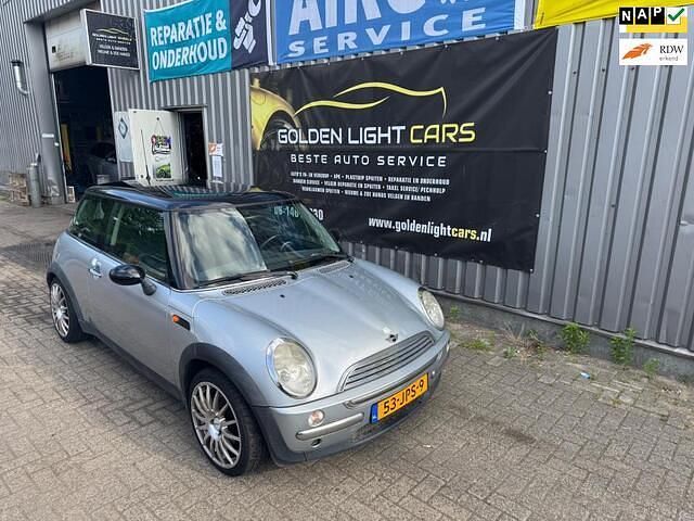 Grijs Gebruikt 2002 Mini Cooper Pepper Hatchback | € 1.950 (Goede deal) - Afbeelding 1/4