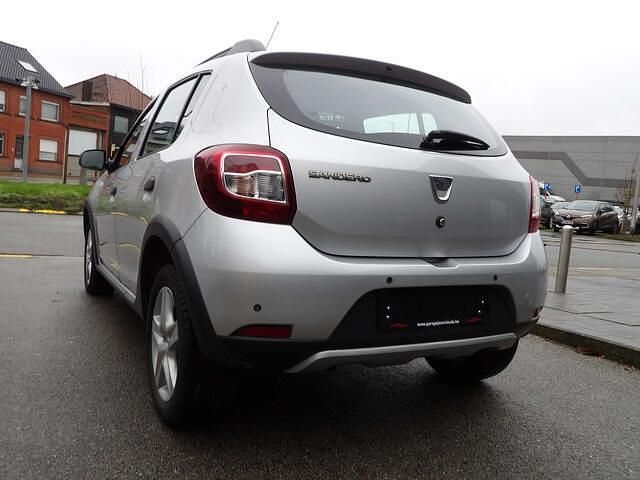 Occasion Dacia Sandero 90 PK (66 kW) 2016 Zilver Sedan