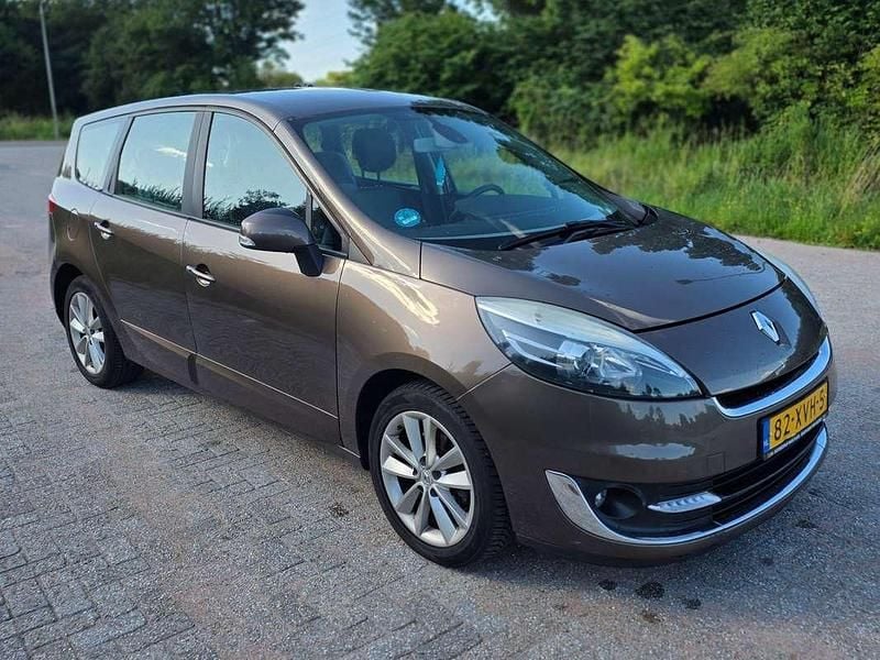 Bruin Gebruikt 2012 Renault Scénic III MPV | € 3.250 (Goede deal) - Afbeelding 1/4