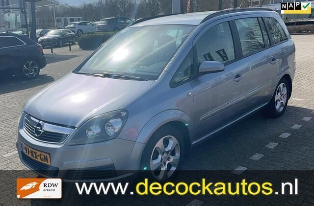 Grijs Gebruikt 2005 Opel Zafira Enjoy MPV | € 1.350 (Iets duurder) - Afbeelding 1/4