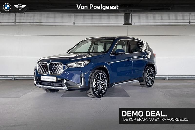 Blauw Gebruikt 2025 BMW iX1 SUV | € 44.900 - Afbeelding 1/4