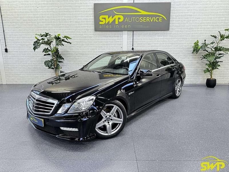 Zwart Gebruikt 2009 Mercedes E63 AMG AMG Sedan | € 23.950 - Afbeelding 1/4