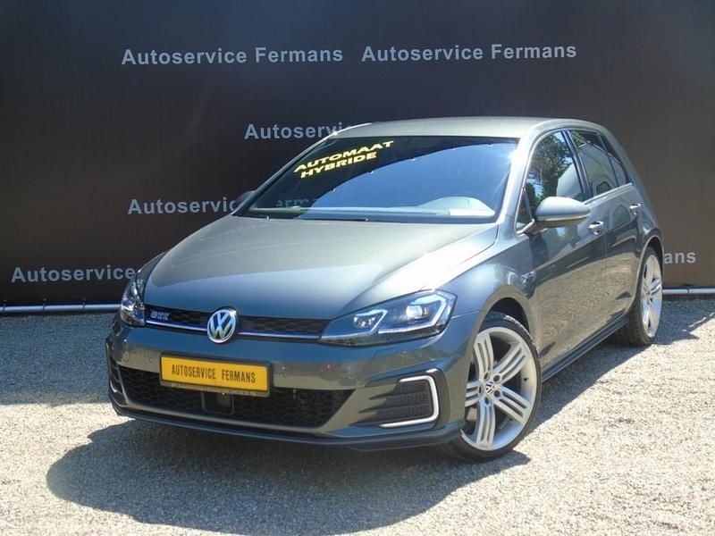 Grijs Gebruikt 2017 VW Golf VII GTE Hatchback | € 18.950 (Eerlijke prijs) - Afbeelding 1/4