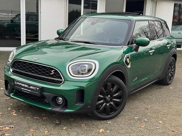 Groen (metallic) Gebruikt 2022 Mini Cooper Countryman Classic SUV | € 35.800 (Goede deal) - Afbeelding 1/4