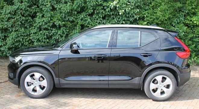Occasion Volvo XC40 Momentum 197 PK (144 kW) 2021 Zwart SUV