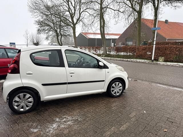 Occasion Peugeot 107 Active 68 PK (50 kW) 2012 Wit Hatchback