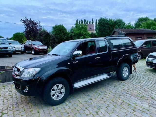 Zwart Gebruikt 2010 Toyota HiLux Pickup | € 17.999 - Afbeelding 1/4