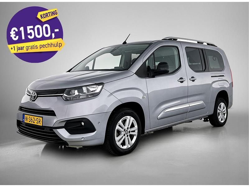 Grijs metallic Gebruikt 2021 Toyota Proace Verso Active Stationwagen | € 44.950 - Afbeelding 1/3