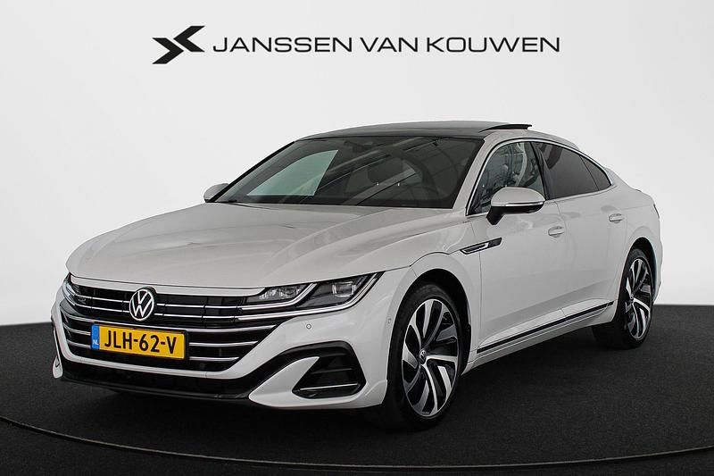 Wit Occasion 2021 VW Arteon Business Hatchback | € 32.885 (Iets duurder) - Afbeelding 1/4