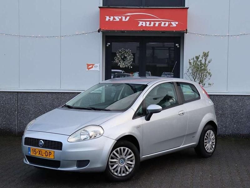 Grijs Occasion 2007 Fiat Grande Punto Dynamic Hatchback | € 2.945 (Eerlijke prijs) - Afbeelding 1/3