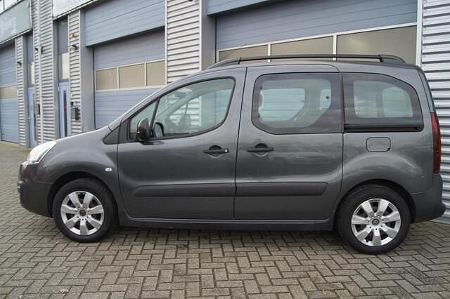 Occasion Citroën Berlingo PureTech 110 PK (80 kW) 2016 Grijs MPV
