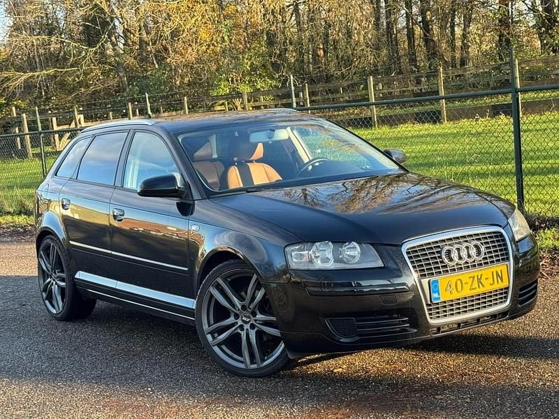 Zwart Gebruikt 2008 Audi A3 Attraction Hatchback | € 4.450 (Eerlijke prijs) - Afbeelding 1/4
