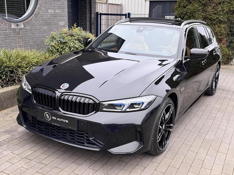 Occasion BMW 330 M Sport 293 PK (215 kW) 2022 Zwart Stationwagen