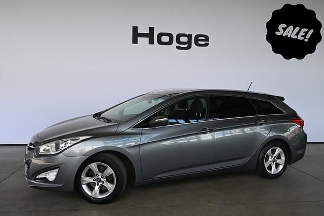 Grijs Gebruikt 2013 Hyundai i40 Edition Stationwagen | € 7.940 (Eerlijke prijs) - Afbeelding 1/4