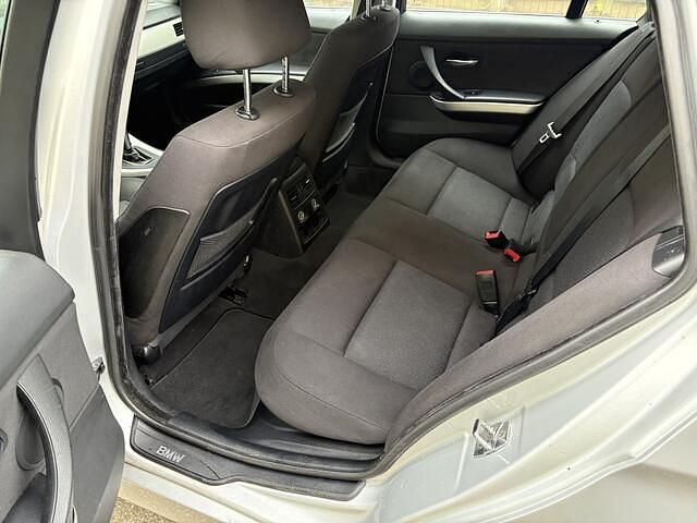 Occasion BMW 325 Executive 218 PK (160 kW) 2006 Grijs Stationwagen