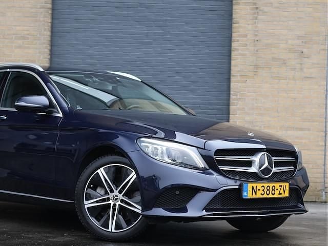 Occasion Mercedes C300 Premium Plus 2020 Blauw (metallic) Stationwagen