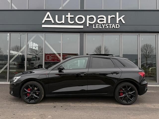 Occasion Audi A3 Sportback Advanced 150 PK (110 kW) 2021 Zwart Hatchback