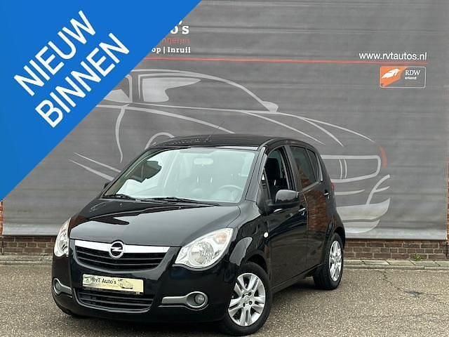 Zwart Gebruikt 2014 Opel Agila Hatchback | € 5.949 (Eerlijke prijs) - Afbeelding 1/4