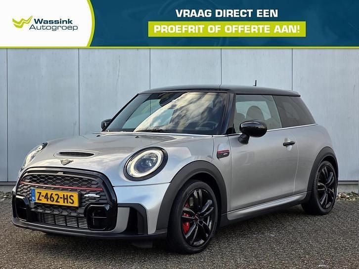 Occasion 2023 Mini Cooper Hatchback | € 31.035 (Eerlijke prijs) - Afbeelding 1/4