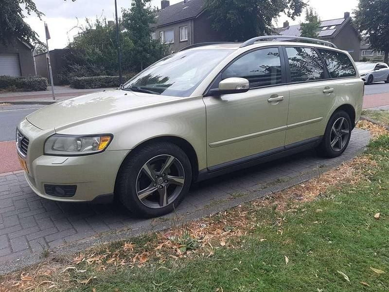 Groen Gebruikt 2008 Volvo V50 Stationwagen | € 2.950 (Goede deal) - Afbeelding 1/4