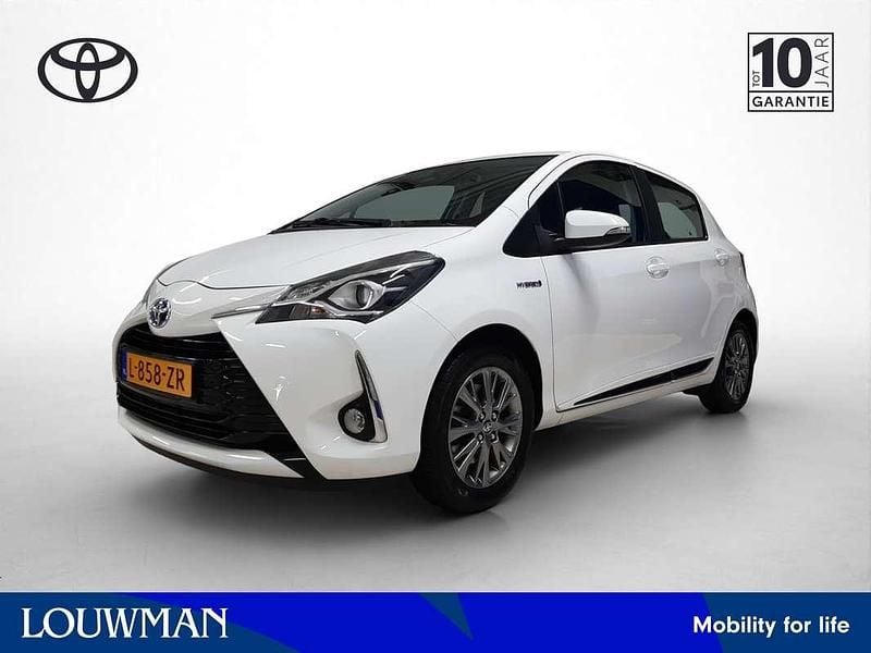 Wit Occasion 2017 Toyota Yaris Hybrid Design Hatchback | € 13.750 (Eerlijke prijs) - Afbeelding 1/4