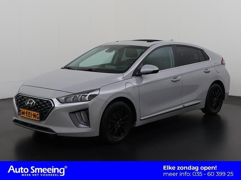 Grijs Gebruikt 2021 Hyundai Ioniq Style Sedan | € 18.945 (Eerlijke prijs) - Afbeelding 1/4