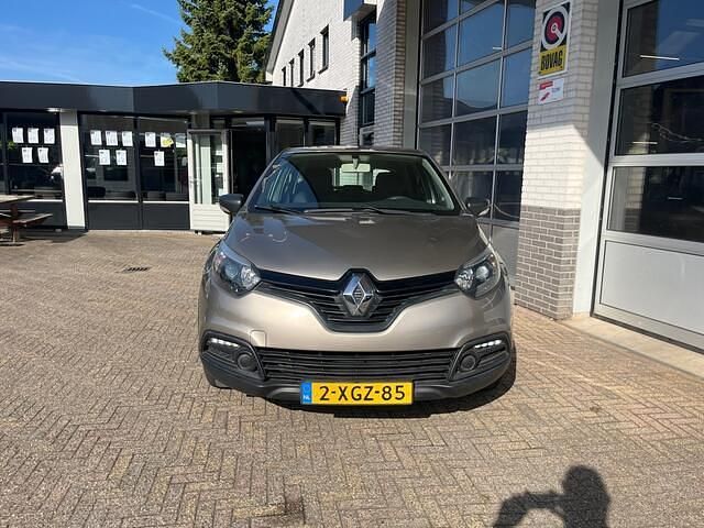 Occasion Renault Captur Authentique 90 PK (66 kW) 2014 Bruin SUV