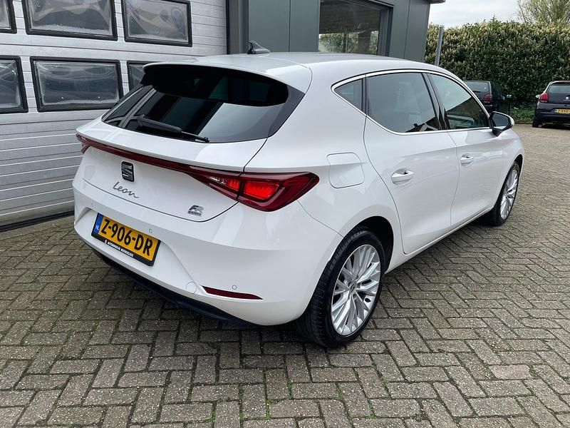 Occasion Seat Leon FR 150 PK (110 kW) 2021 Wit Hatchback